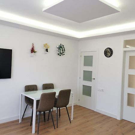 Atico Lägenhet Terrassa Exteriör bild
