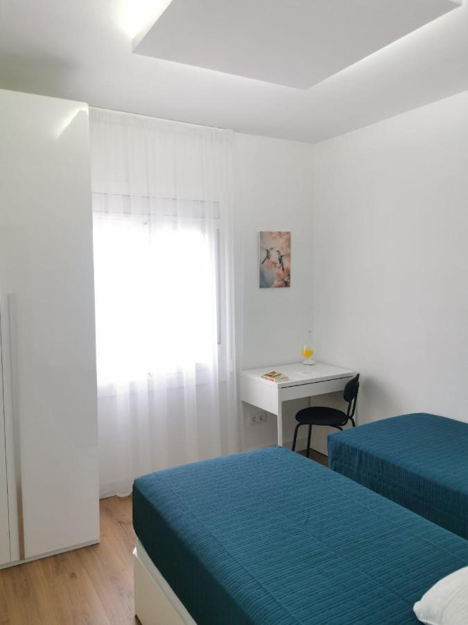 Atico Lägenhet Terrassa Exteriör bild
